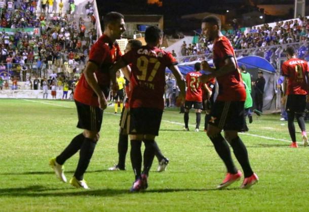 Graças a gol aos 36 do segundo tempo, o Sport manteve a hegemonia em Pernambuco (Foto: Williams Aguiar/SCR)