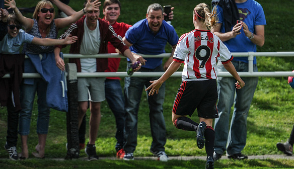 Beth Mead celebrating her first goal of the season | Photo sourced: Sunderland Ladies FC