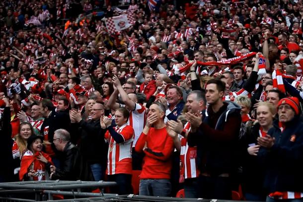 En los últimos años, los fans del Sunderland han brindado por las victorias de su equipo en el derbyFuente: Newslocker.com