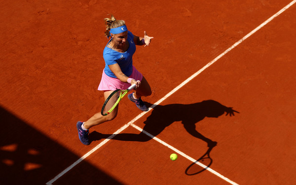 Kuznetsova hits a forehand in Paris. Photo: Julian Finney/Getty Images