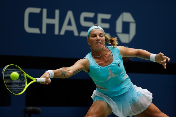 Svetlana Kuznetsova fell in the second round last year | Photo: Andy Lyons/Getty Images North America