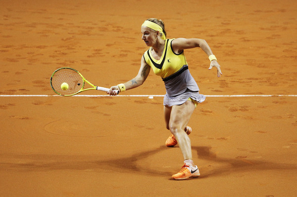 Svetlana Kuznetsova in action at the Porsche Tennis Grand Prix | Photo: Adam Pretty/Bongarts