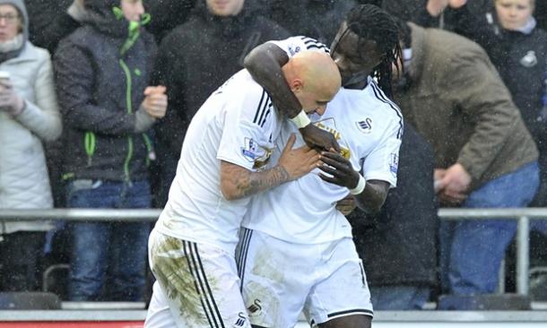 Bafetimbi Gomis and Jonjo Shelvery celebrate as Swansea do the double over Manchester United. (Rebecca Naden/Reuters)