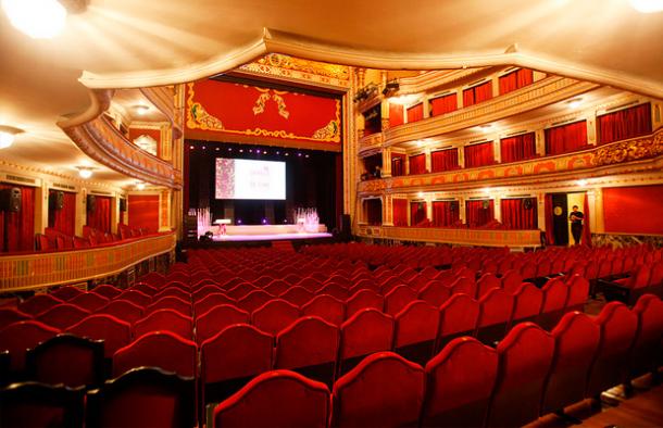 Interior de Teatro Lope de Vega. Fotografía de vinciboutique.