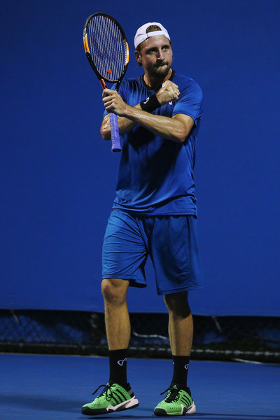 Tennys Sandgren celebrates his win over Yasutaka Uchiyama in the qualfiying draw during the 2016 Australian Open. | Photo: Michael Dodge/Getty Images AsiaPac
