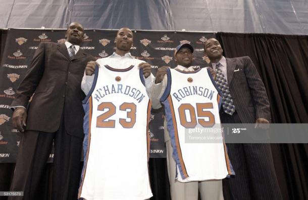 Robinson junto a Richardson, siendo presentados por los Knicks | Foto: Vaccaro, GettyImages