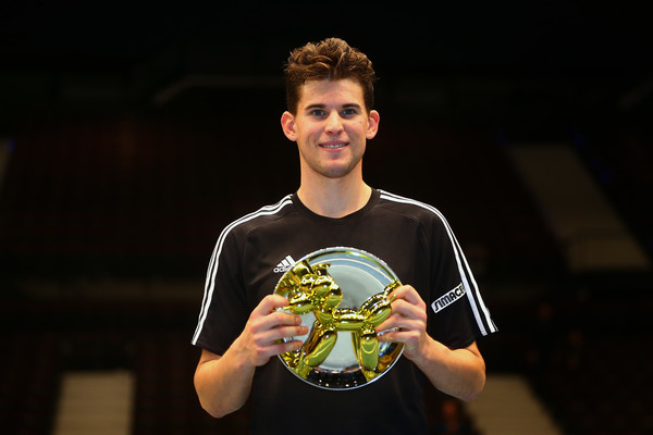 Dominic Thiem holds his Tie Break Tens trophy in the lead up to Vienna. Photo: Jordan Mansfield/Getty Images