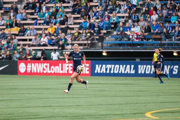 Holding midfielder Allie Long has been one of the additions in 2018 that has helped improve the Seattle defense. | Photo: Lindsey Trapnell