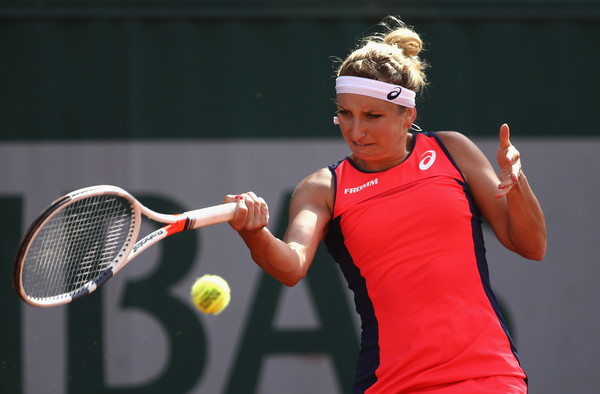 Timea Bacsinszky in action | Photo: Julian Finney/Getty Images Europe