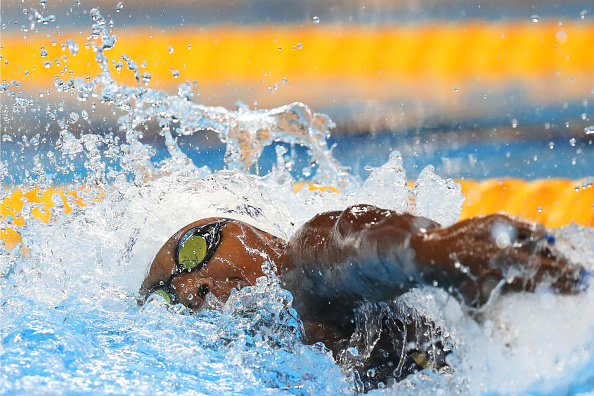 Simone Manuel on her way to the second fastest time of the heats (Getty/Tom Pennington)