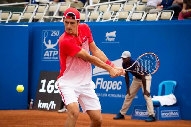Bernard Tomic plays a backhand in his quarterfinal loss on Friday. Photo: Ecuador Open Quito