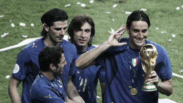 Above: Luca Toni with the World Cup in 2006 after he announced his retirement from football on Wednesday | Photo: Sky Sports 