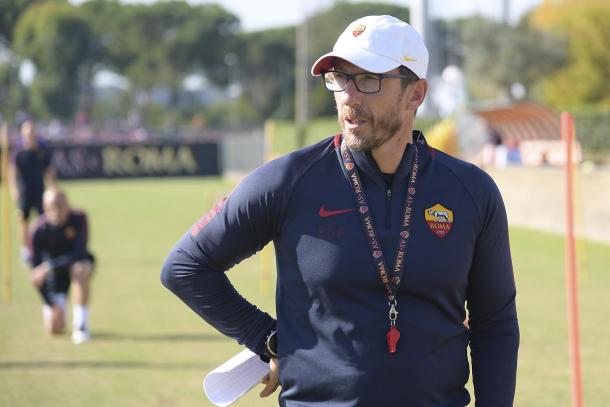 Di Francesco dirge el entrenamiento previo al partido de Turín | Fuente: AS Roma Oficial