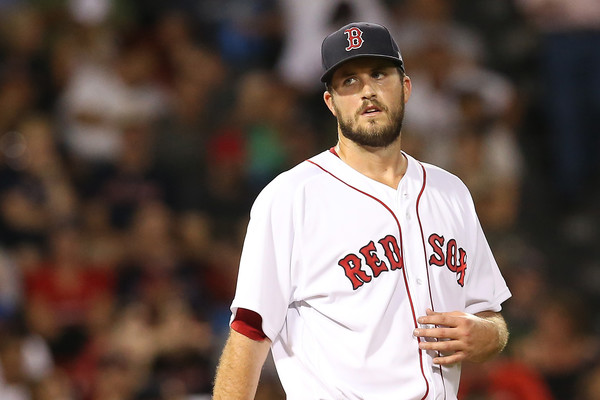 Red Sox starter Drew Pomeranz had his briefest outing of the season on Monday night, going just 2+ innings before being pulled. | Photo: Adam Glanzman/Getty Images