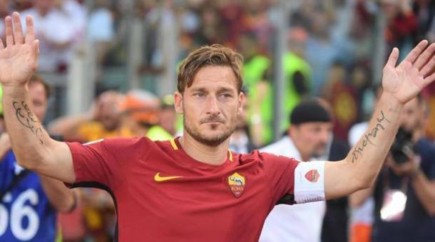 Francesco Totti saluta il suo pubblico, gazzetta.it