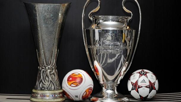 Los ansiados trofeos de Europa League y Champions respectivamente / Imagen: UEFA.com 
