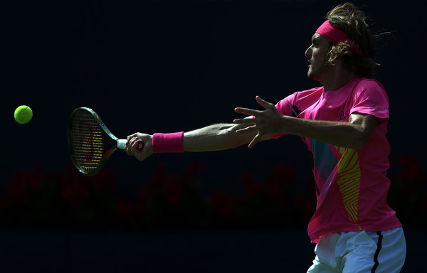 Stefanos Tsitsipas strikes a forehand during his dramatic semifinal victory. Photo: Getty Images