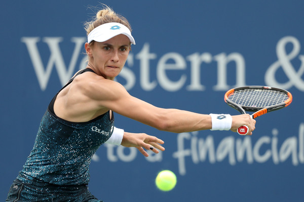 Lesia Tsurenko had a massive lead in the quarterfinal meeting with Halep, but could not finish her off. Photo: Matthew Stockman/Getty Images
