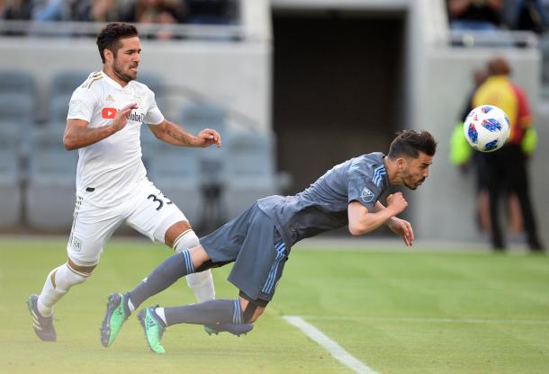 David Villa heading home the opener. | Photo: Gary A. Vasquez-USA TODAY Sports