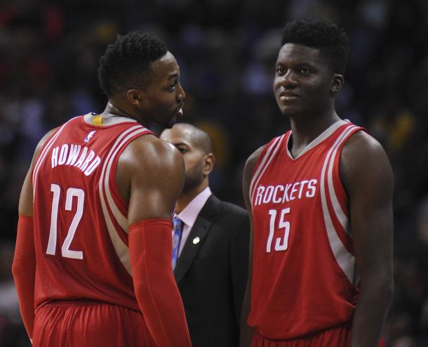 J.B. Bickerstaff needs to try something completely crazy if he wants to win a game against the Golden State Warriors. If he wants a shot at keeping his job, he needs to be that desperate. Something that can potentially work is starting Dwight Howard and Clint Capela together and dominate the post. Photo: Justin Ford/USA Today.