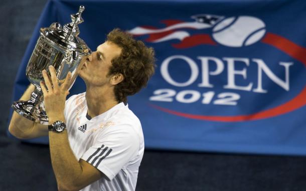 Murray kisses the U.S. Open trophy in 2012, his first win at a Grand Slam final. (Photo: Getty Images)