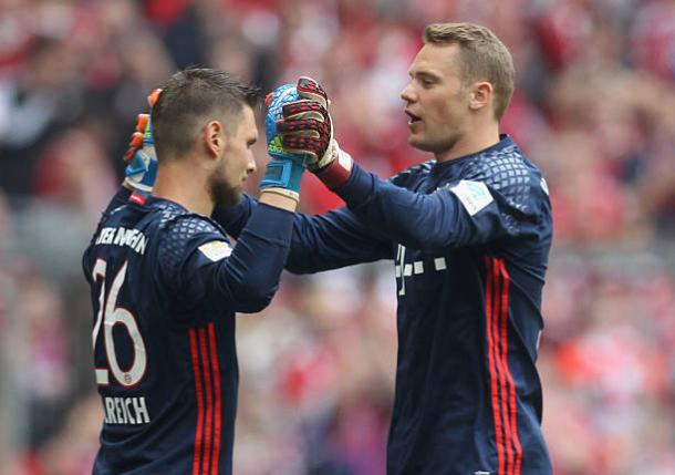 Ulreich (esq.) tem sido o substituto do lesionado Neuer (dir.) no Bayern (Foto: A. Beier/Bayern München via Getty Images)
