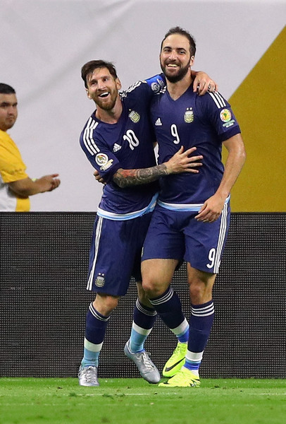 El 'Pipita' volvió a marcar por duplicado. Foto: Zimbio.