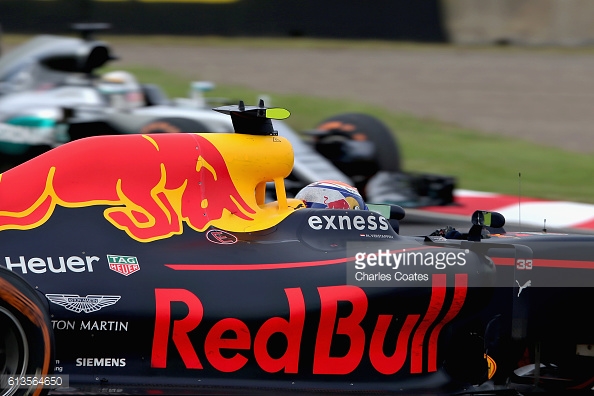 Verstappen did well to hold off a fired up Hamilton. | Photo: Getty Images