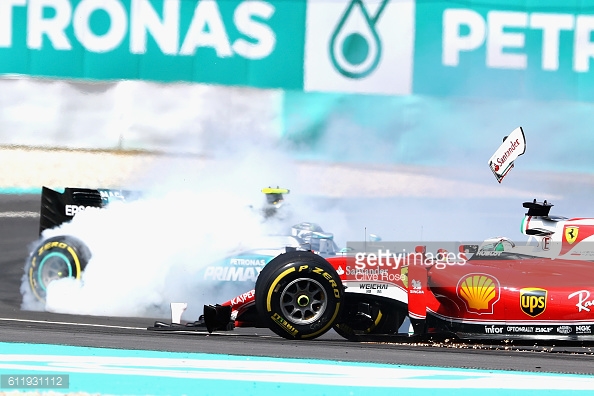 Vettel's gamble backfired. | Photo: Getty Images