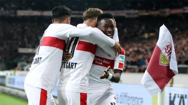 Mané celebrates. | Image source: Bundesliga.de