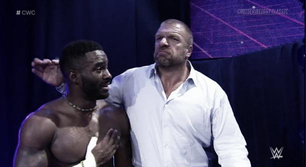 Triple H embraces the crowd favourite Cedric Alexander (image: VAVEL)