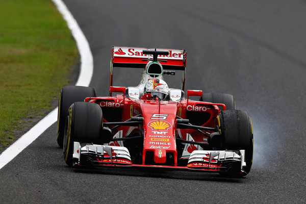 Vettel tentou uma estratégia diferente no fim e chegou em quarto (Foto: Clive Mason/Getty Images)