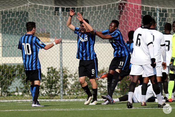 Los nerazzurri celebran uno de los cinco goles | Foto: Inter FC