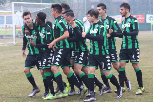 Los jugadores neroverdi celebran uno de sus tres goles | Foto: US Sassuolo