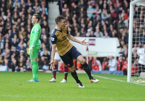 Koscienly celebró con rabia el gol que puso el definitivo 3-3 | Foto: Arsenal