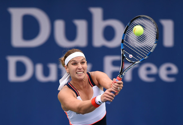 Dominika Cibulkova failed to take advantage of a lead in the final set | Photo: Tom Dulat/Getty Images Europe