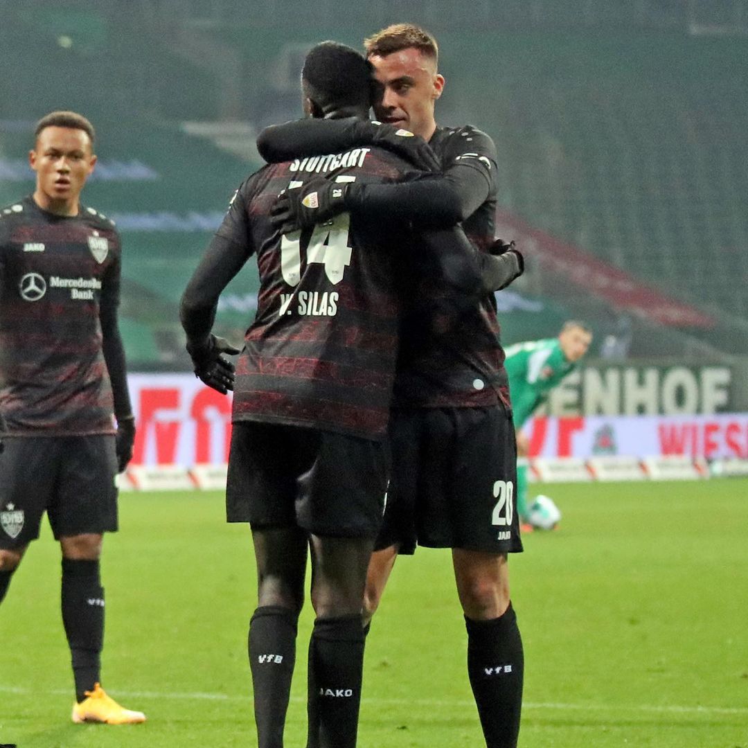 Wamangintuka y Förster celebrando el segundo gol | Fuente: @vfb