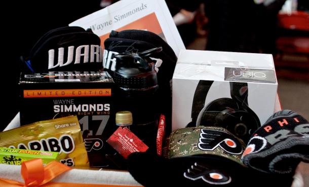 Wayne Simmonds Player Favorite Things Baskets | (Photo: Derek Brad Photography)