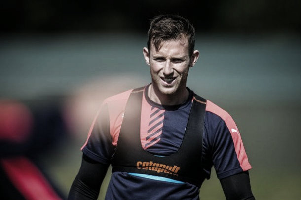 Mike Williamson training for Newcastle United