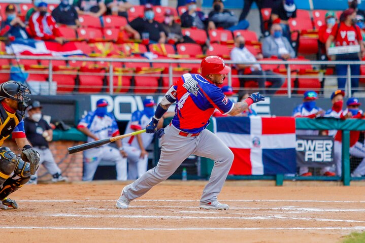 MAZATLAN, MEXICO - FEBRUARY 01: Willians Astudillo Los Caribes