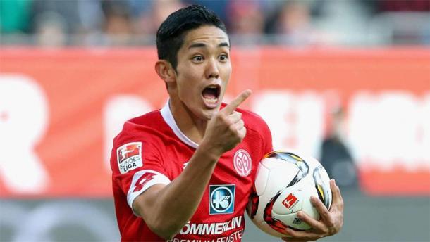 Yoshinori Muto celebra un gol con el Mainz 05 | Foto: japanbullet.com