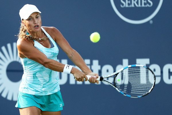 Yulia Putintseva was unable to control her emotions today, causing herself to fall without winning a game | Photo: Maddie Meyer/Getty Images North America