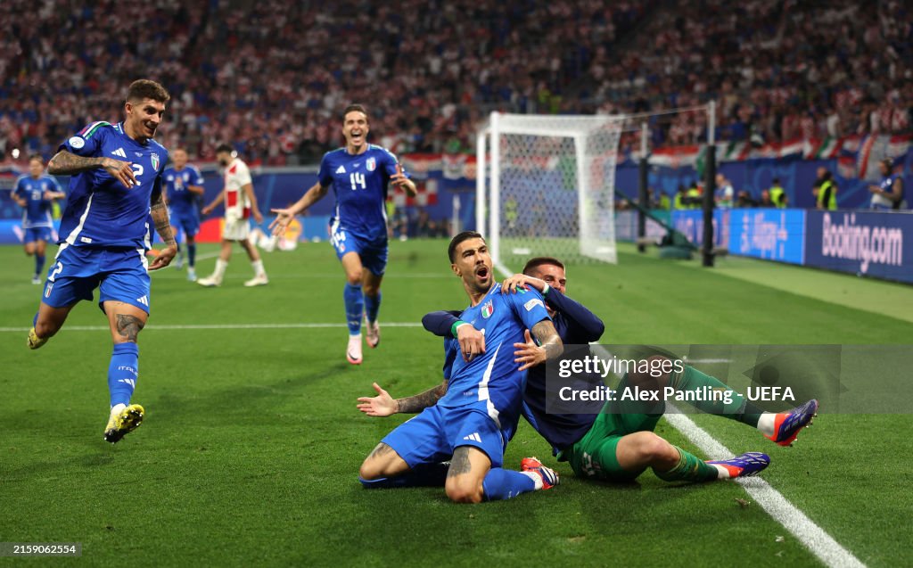 Croatia 1-1 Italy: Late Zaccagni Strike Leaves Croatia's Hopes Of ...