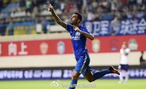 Eran Zahavi já tem seis gols em quatro jogos na China (Foto: Reprodução/ Weibo)