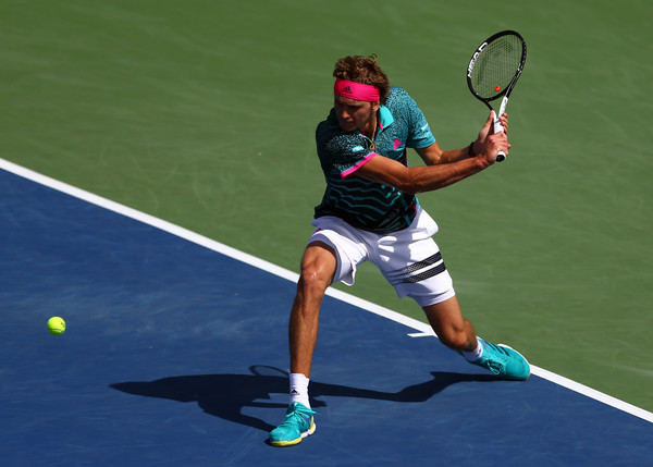 Alexander Zverev lines up a backhand during the quarterfinal battle. Photo: Getty Images