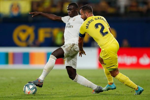 Ferland Mendy junto a Mario Gaspar / Foto: RealMadrid