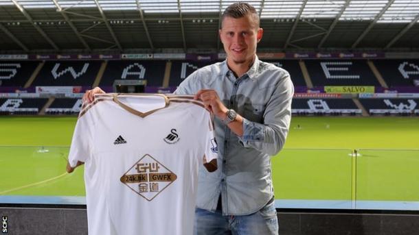 Tabanou's summer move has not worked out the way he expected. | Photo: Swansea City FC