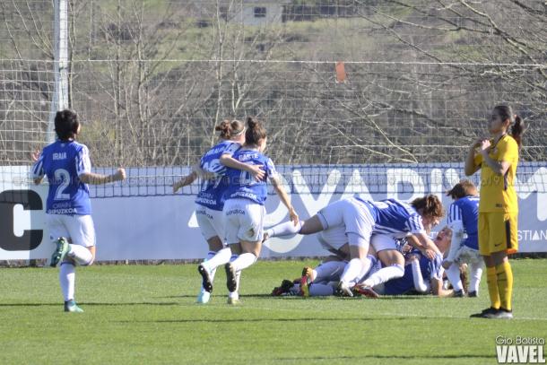 Las jugadoras realistas celebrando el gol de Nahikari. Foto: Giovanni Batista (VAVEL)