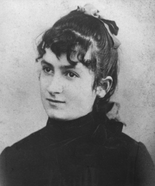 María Montessori en 1896. Fuente: Montessoricr