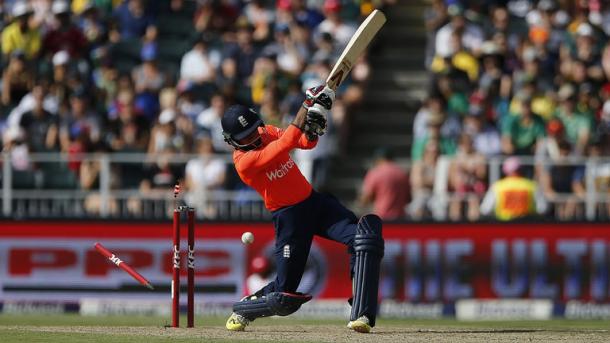 Adil Rashid was the seventh wicket to fall for fourteen runs in the 2nd T20 versus South Africa | Photo: Getty Images